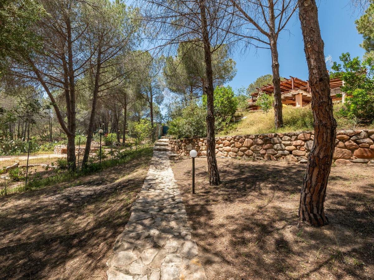Sardinia Spa Apartment Джеремеас Екстер'єр фото