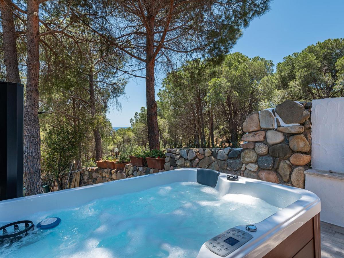 Sardinia Spa Apartment Джеремеас Екстер'єр фото